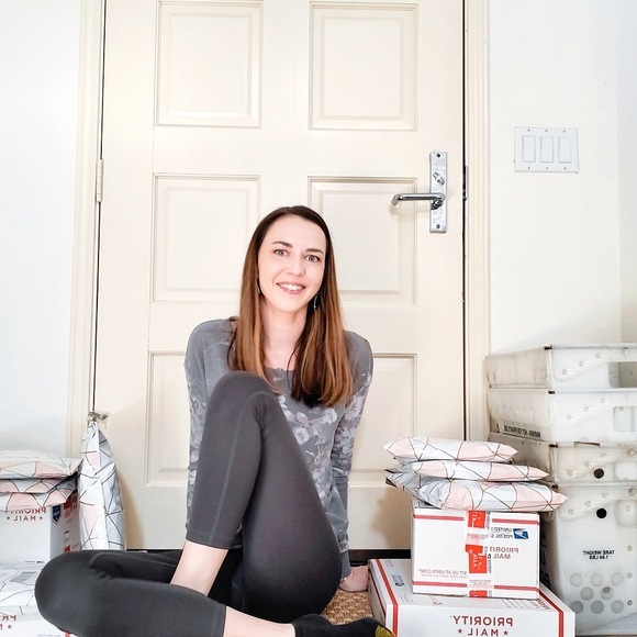 Join us online! - Picture 5 of 5